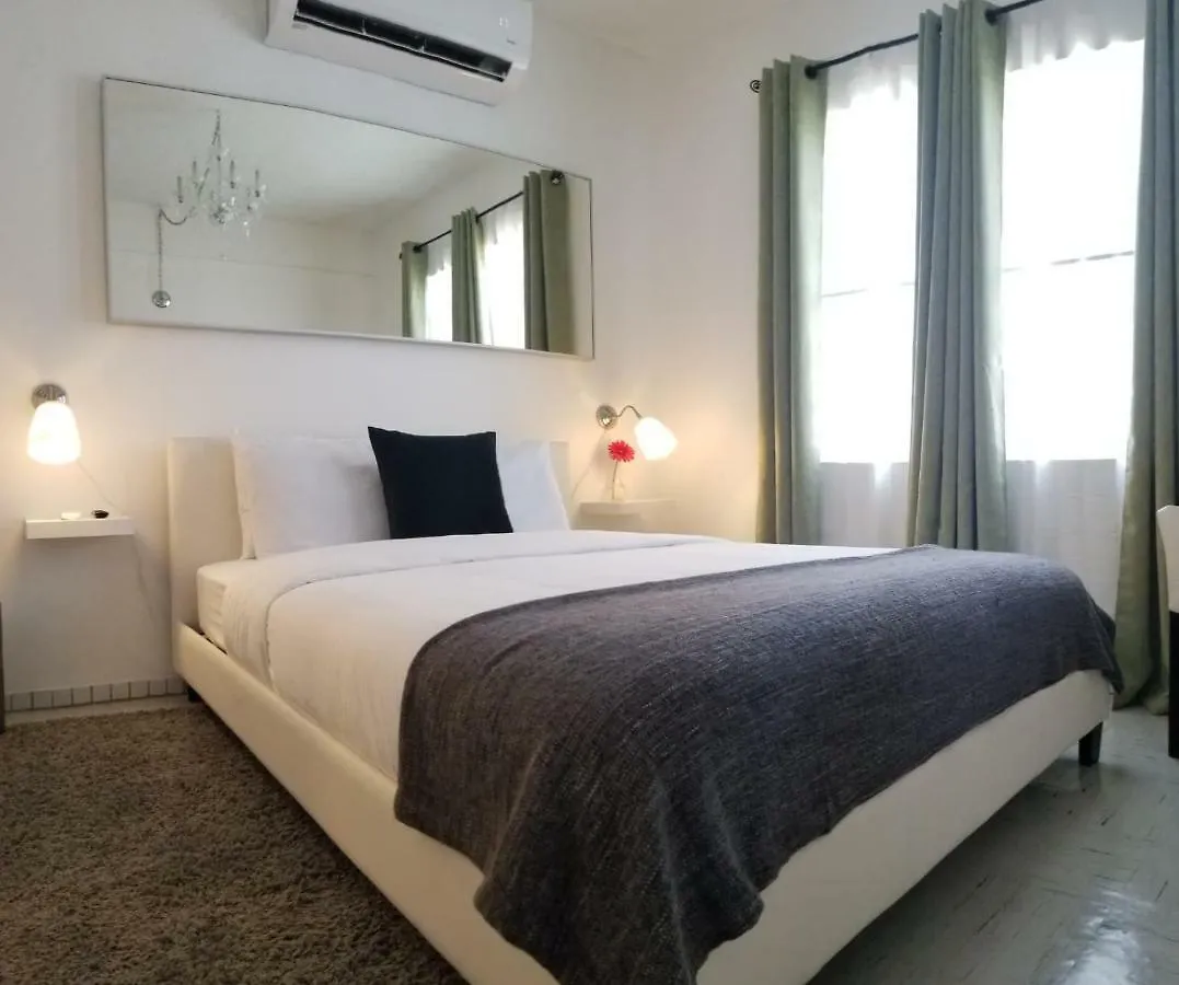 Aibonito Hotel 208 0*,